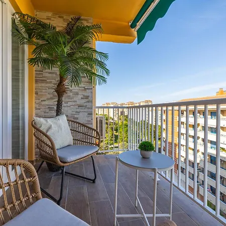 Holidays2malaga Parque Huelin 2nd Line & Terrace Apartment *